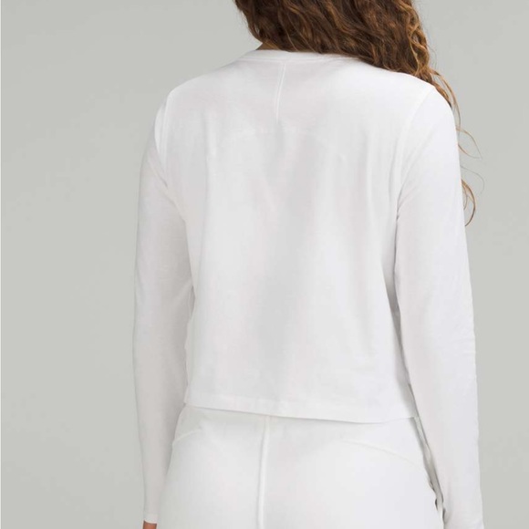 Lululemon Classic fit long sleeve. - Picture 3 of 9